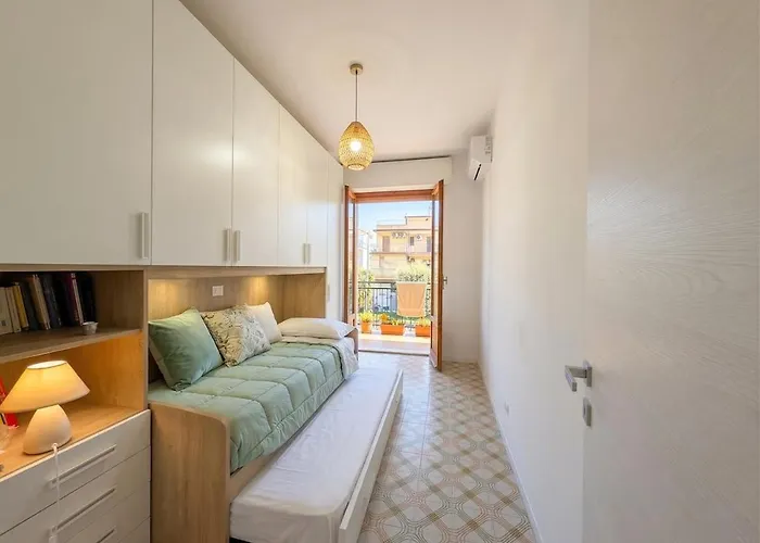 150m From The Sea - Ac Wifi Balcony Sleeps 6 Apartman *